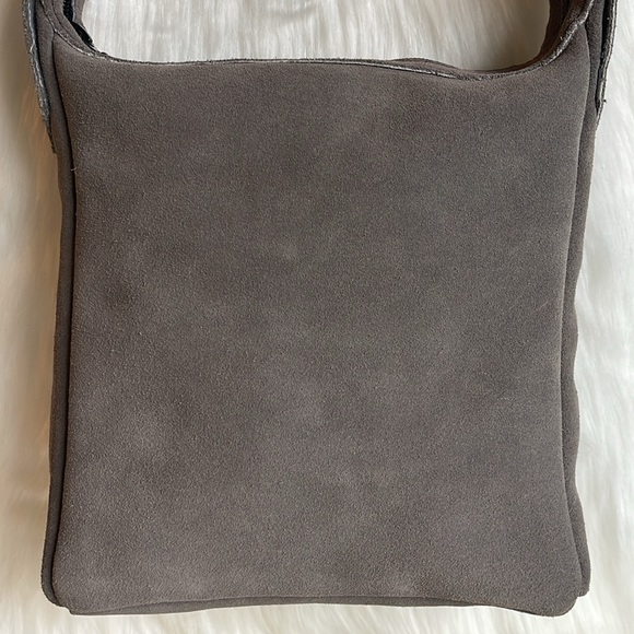 Minnetonka Fringe Genuine Leather Crossbody - Picture 8 of 16